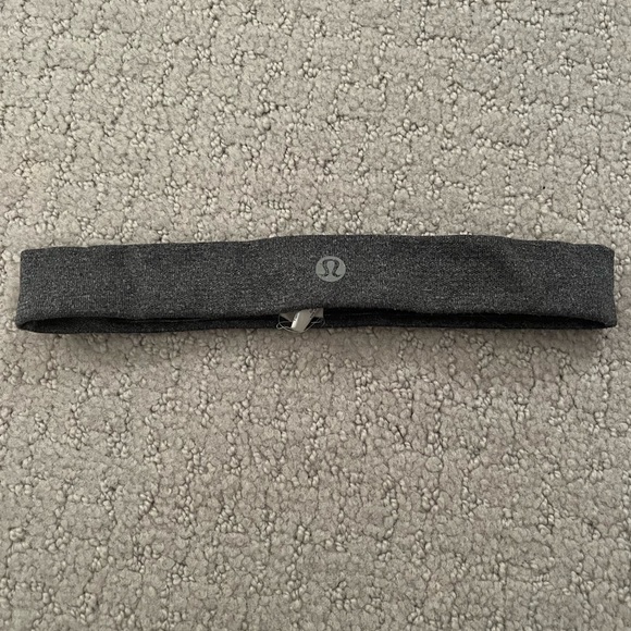 Thin Gray Lululemon headband - Picture 2 of 4
